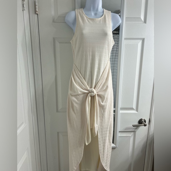 Raise A Toast Wrap Midi Dress - Picture 3 of 7